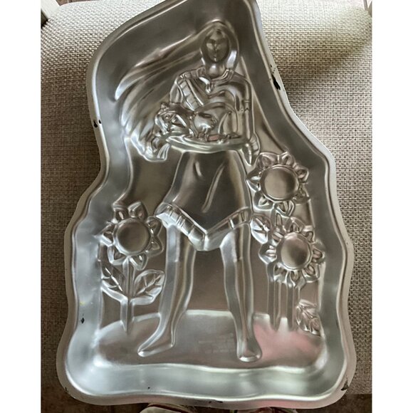 Pocahontas Full Body And Meeko Wilton Cake Pan 2105-2700 Disney Bake - Picture 2 of 2